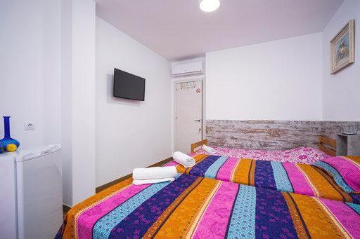 Guest House Lana Dénia Esterno foto